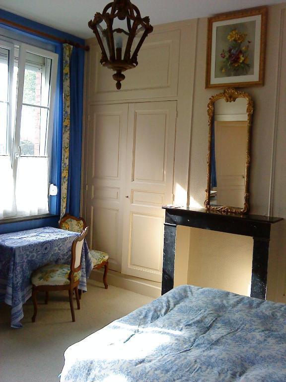 Chambres D'Hotes Intra Muros Аррас Экстерьер фото
